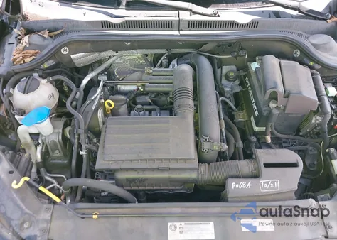 2017 Volkswagen Jetta 1.4T S z USA, uszkodzony, nr VIN 3VW2B7AJ5HM369333